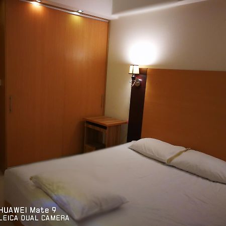 Rajanigandha Family Suites Dhaka Exterior photo